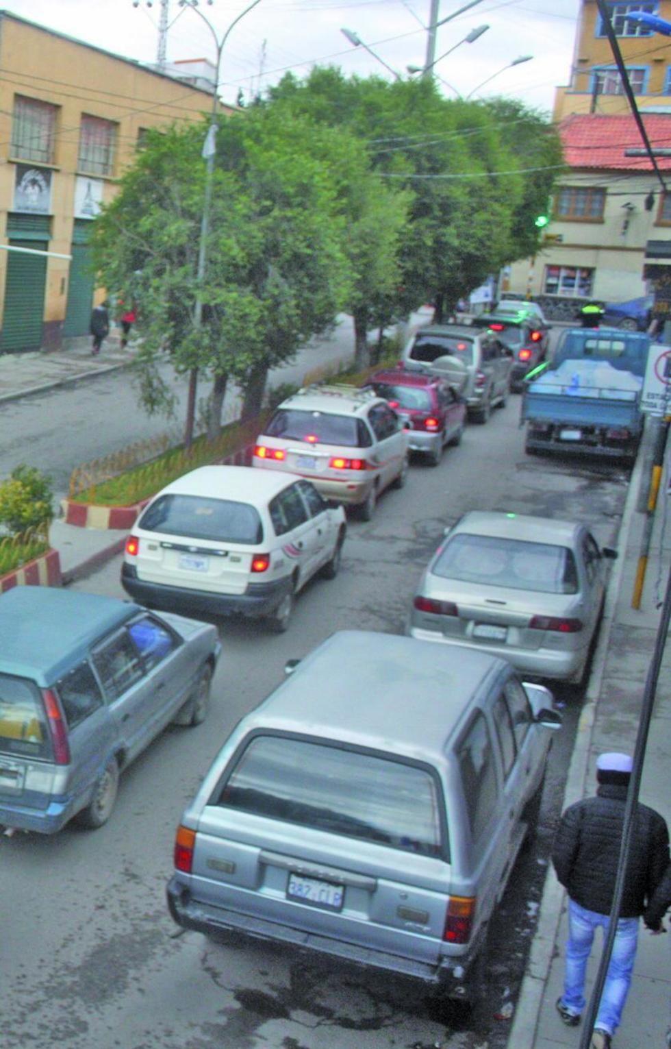 Vecinos resistirán una posible tarifa nocturna