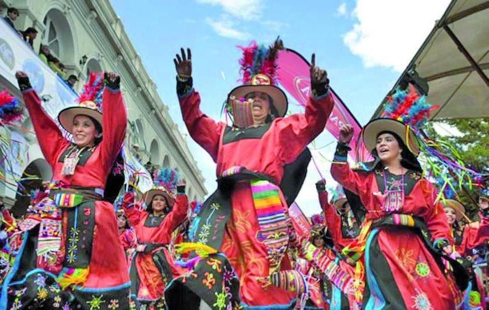 Presentan afiches para el Carnaval de Oruro 2016