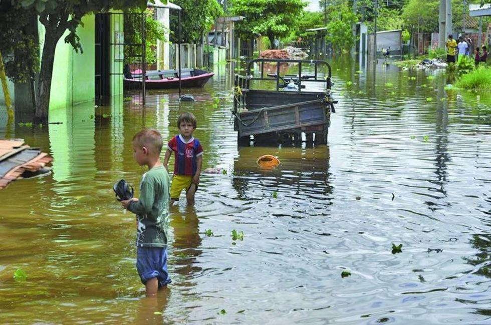 Más de 94.000 permanecen en refugios por las inundaciones en Paraguay