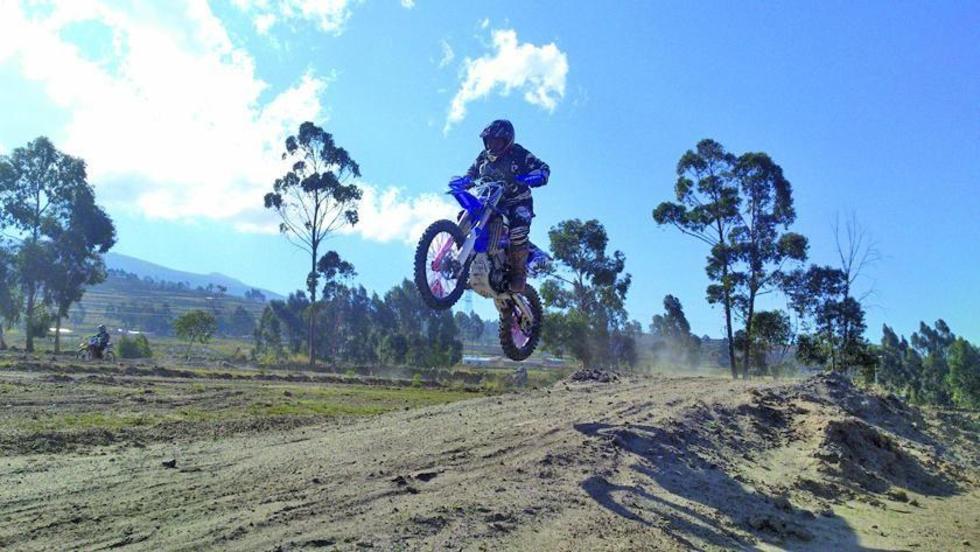 Herboso gana la carrera de Caiza