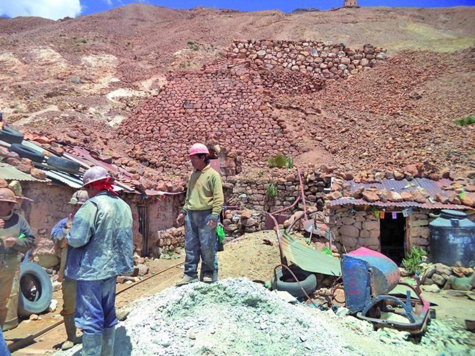 Trabajos mineros bajan al 30 por ciento en el cerro