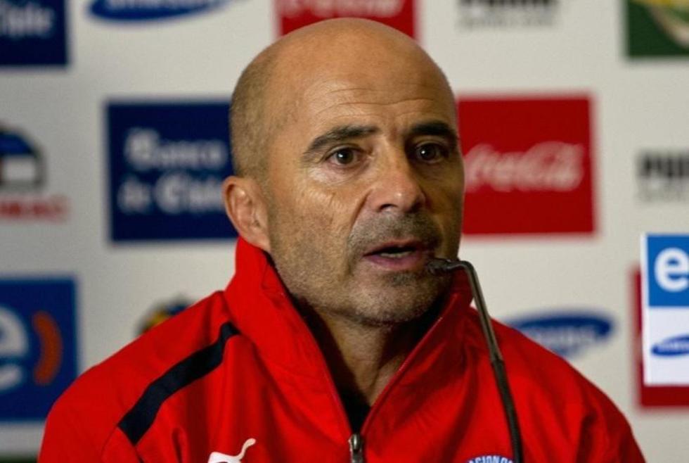 Sampaoli dice que se siente un "rehén" y quiere dejar la selección de Chile