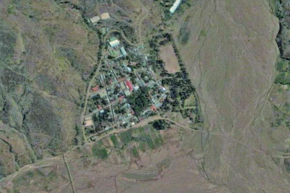 Choque frontal de dos autos mata a 8 en la vía Cochabamba - Oruro