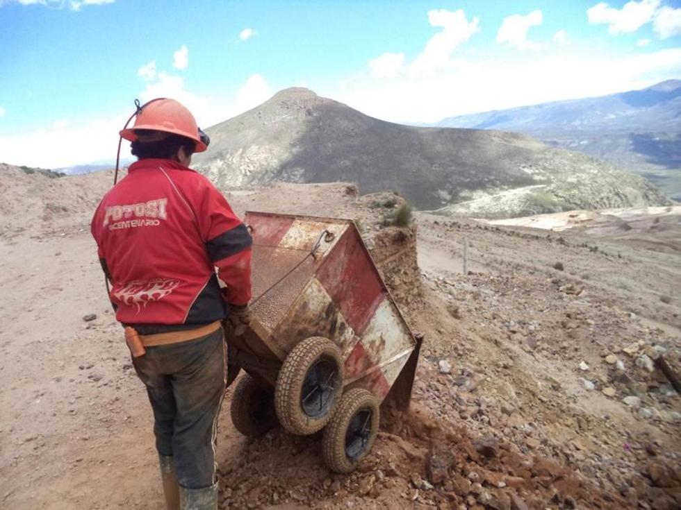 Producción de carga del Cerro Rico de Potosí disminuye 50 %