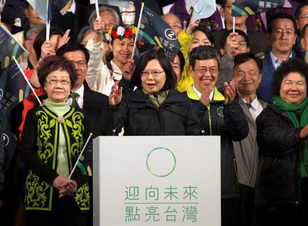 Taiwán elige a una mujer en la presidencia