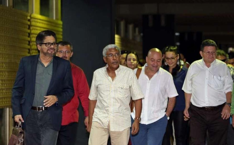Primeros indultados de FARC  saldrán de prisión esta semana