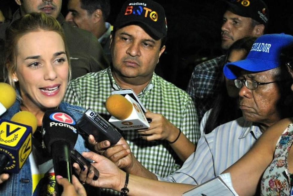 Exigen destituir a coronel acusado de vejar a la familia de Leopoldo López