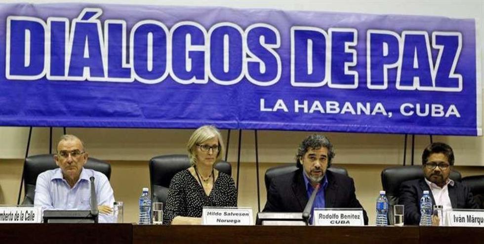 Diálogo de paz en Colombia avanza hacia el desarme