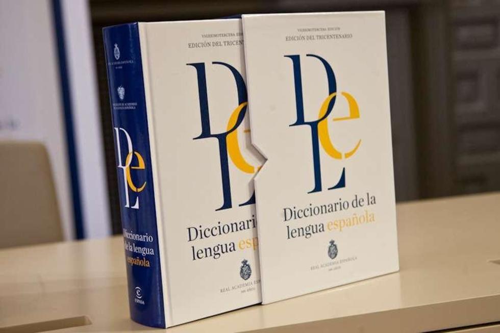 Diccionario  ya está en  dispositivos  móviles