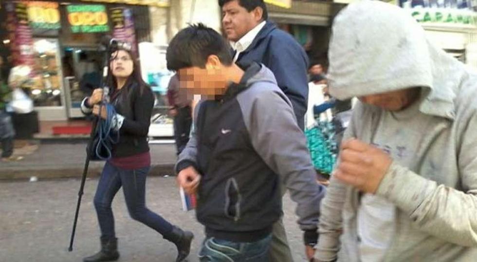 Caen dos peruanos y una boliviana por robar en calles de El Alto