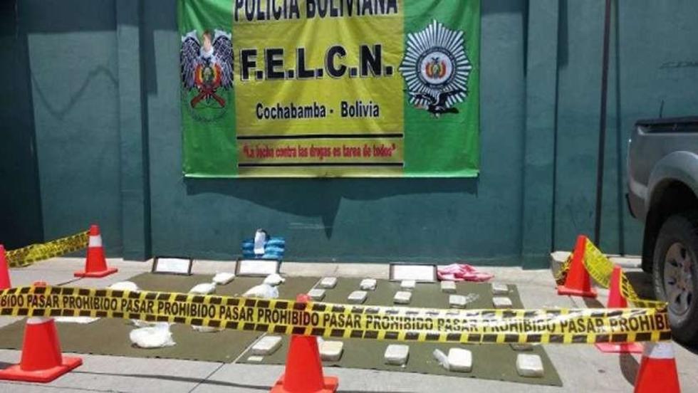 Felcn secuestra 49 kilos de cocaína en la vía Cochabamaba-Oruro