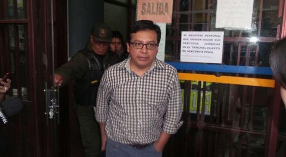 Renuncia el fiscal hallado en el “Café con Piernas”