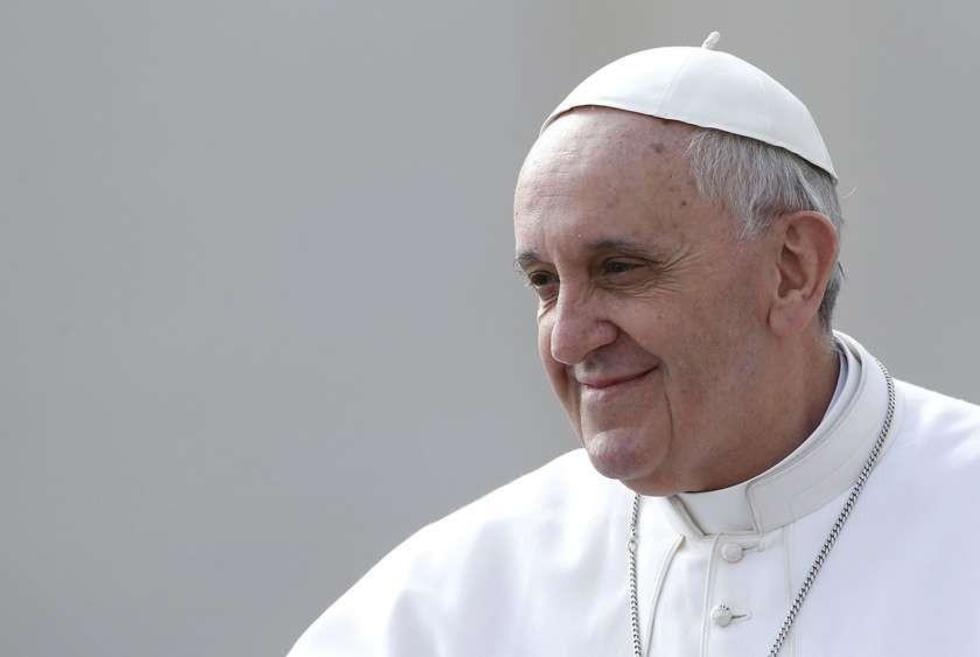 Postulan a Nobel al papa Francisco