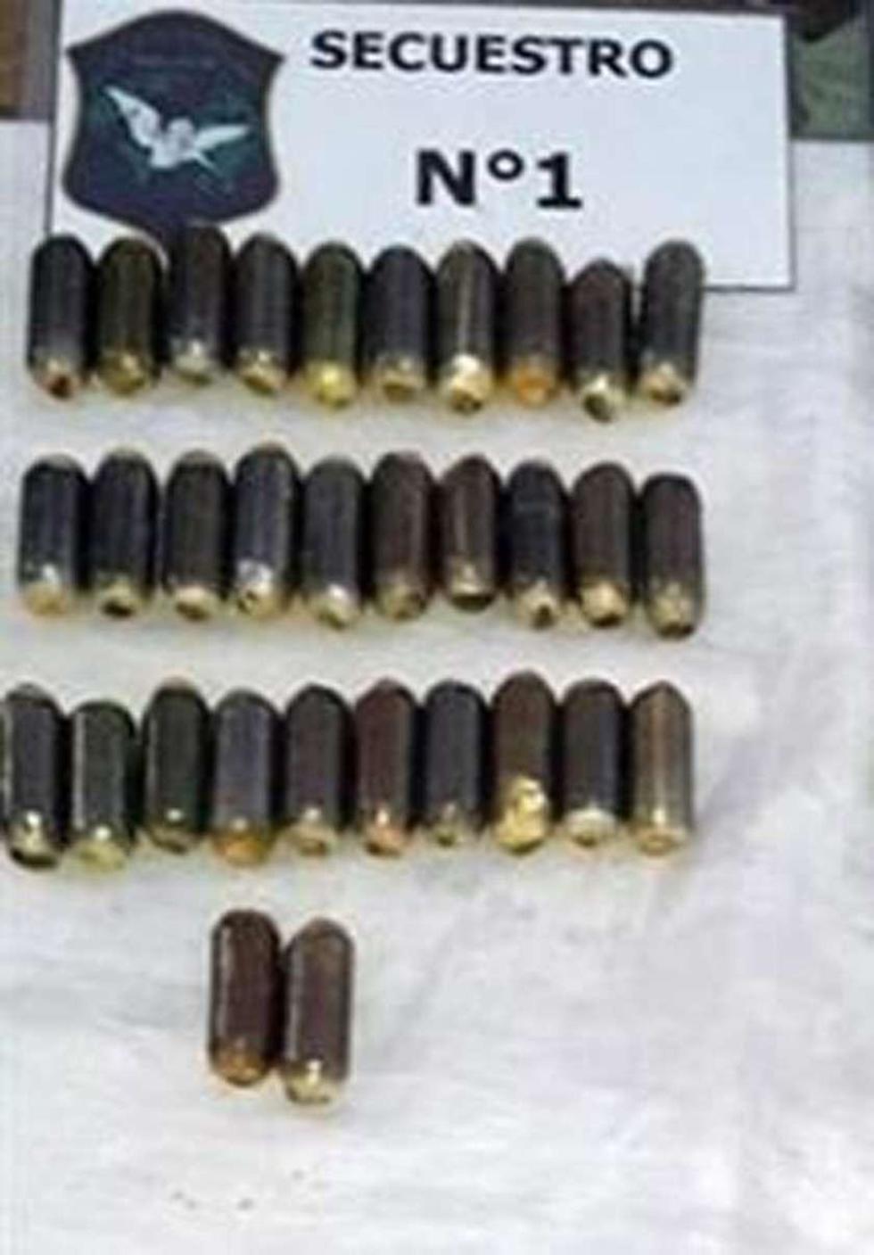 Detienen a 2 bolivianos con cocaína en Chile