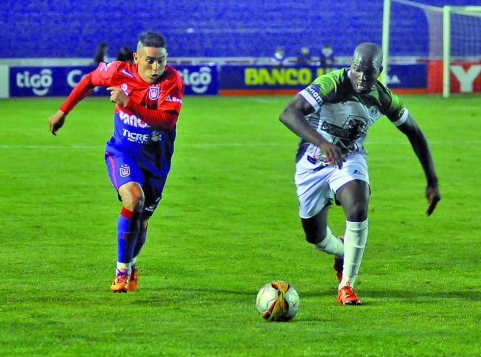 Petrolero suma un punto en Sucre