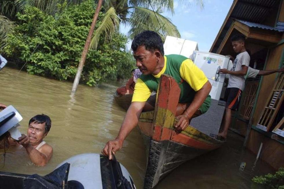 Declaran estado de emergencia en Sumatra por las inundaciones