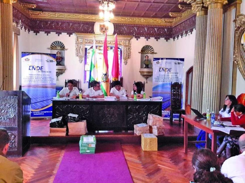 Nueve empresas van por la construcción de planta de energía solar