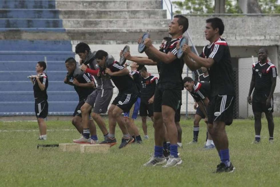 Medina está listo para ser titular en Sport Boys