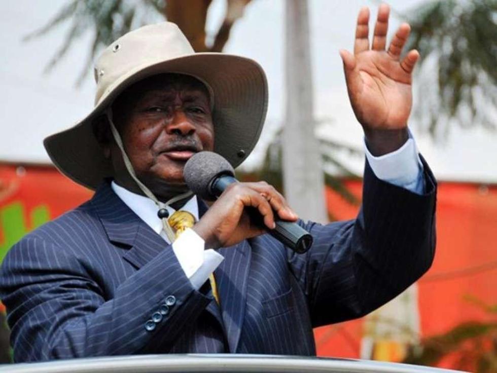 Reeligen al presidente de Uganda pese a denuncias
