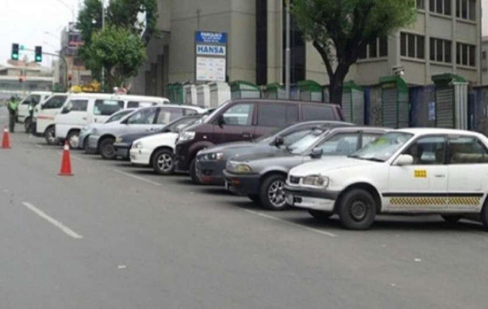 Detienen más de 450 vehículos por infringir auto de buen gobierno