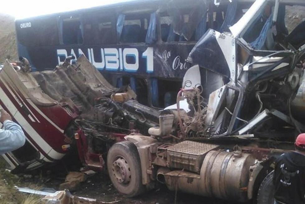 Seis muertos y 20 heridos en accidente de tránsito en la ruta Cochabamba-La Paz