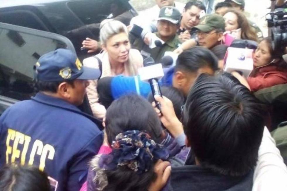 Aprehenden a Zapata para evitar su fuga tras denuncias de tráfico de influencias