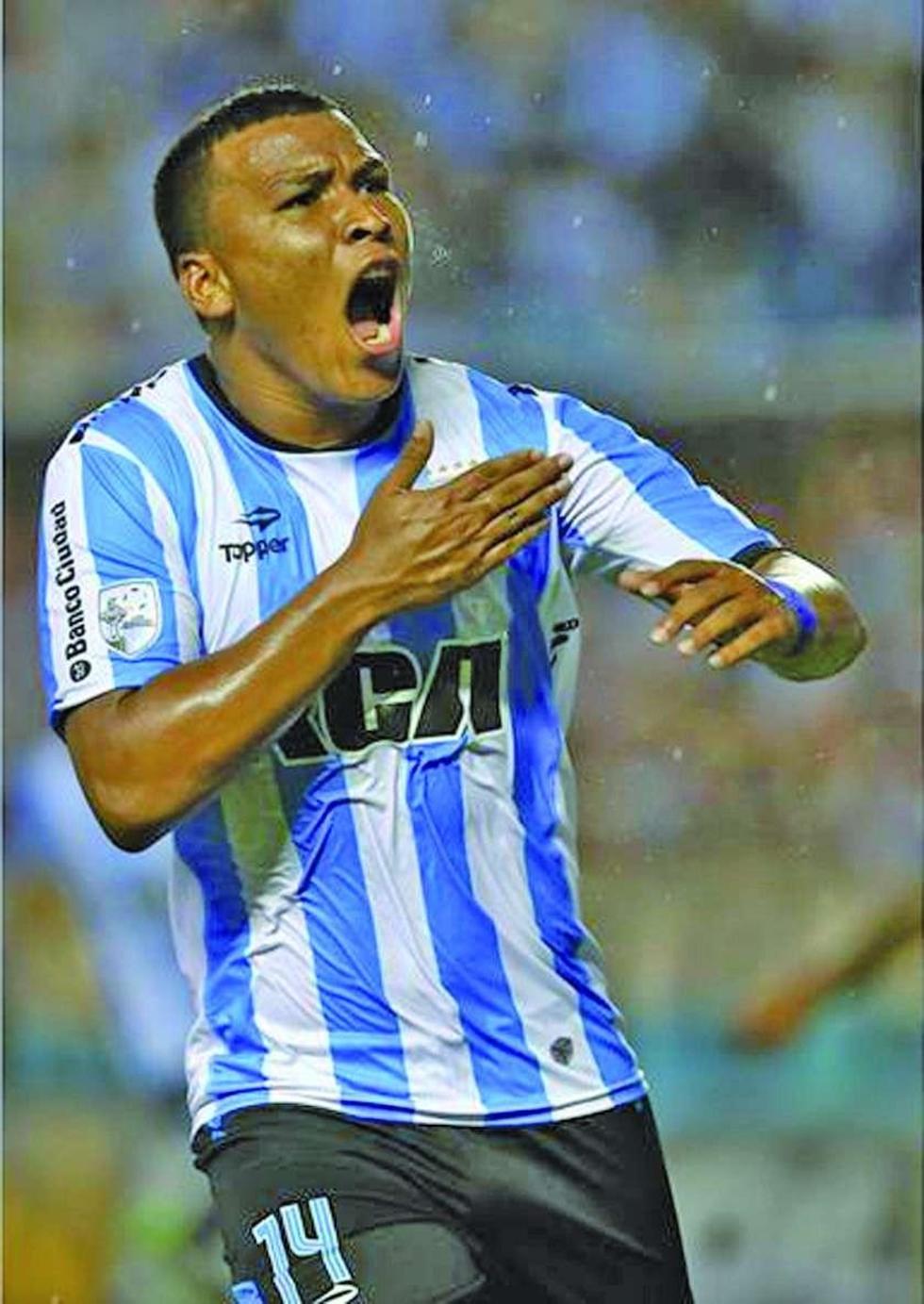 Racing vence 1-0 a Boca en la liga argentina