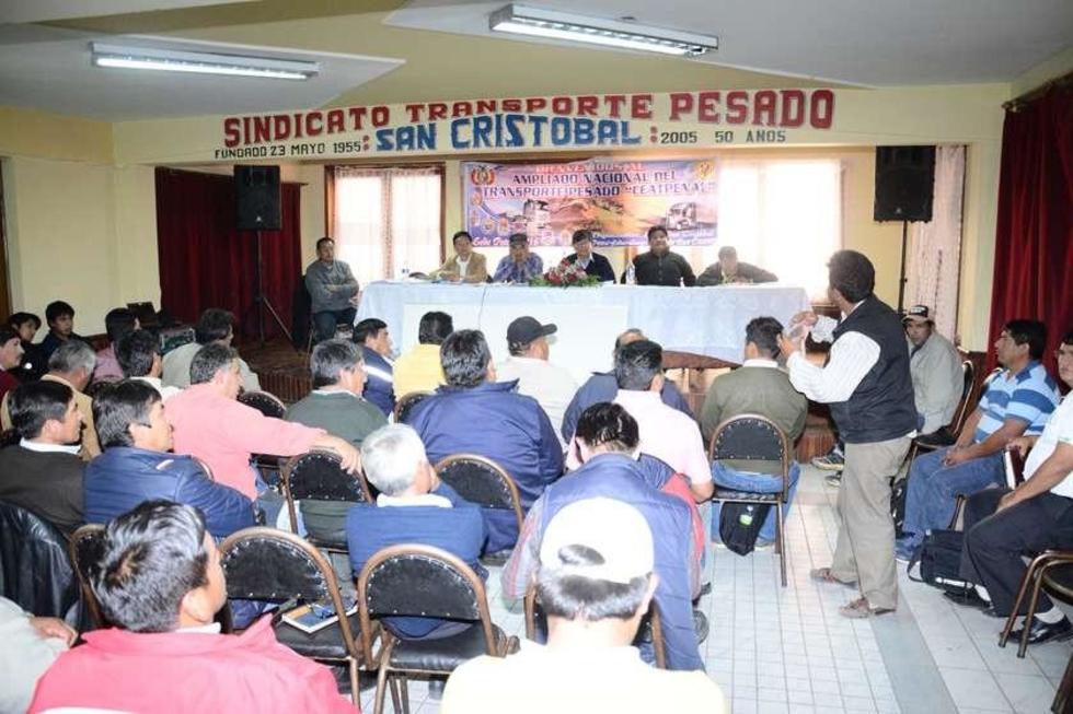 Transporte retomará el bloqueo nacional si no acogen sus demandas