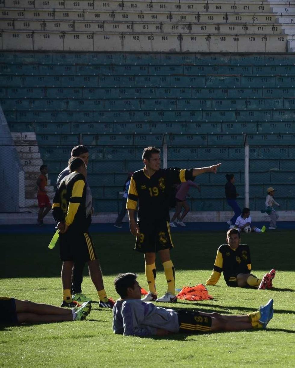 Real tiene casi definido el equipo que presentará ante el santo 