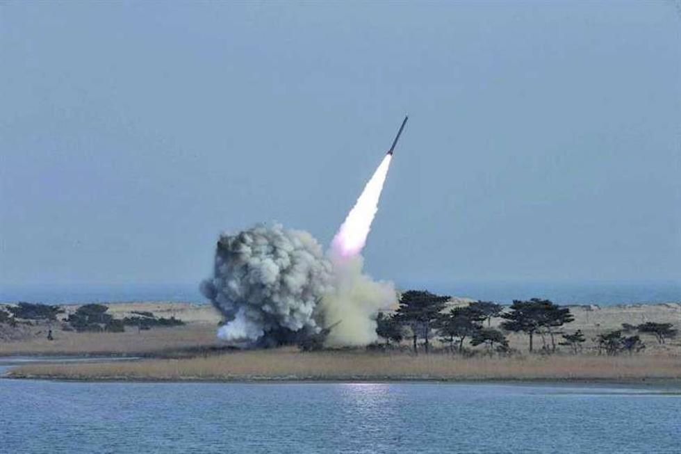 Corea del Sur le insta al Norte que abandone su delirio nuclear