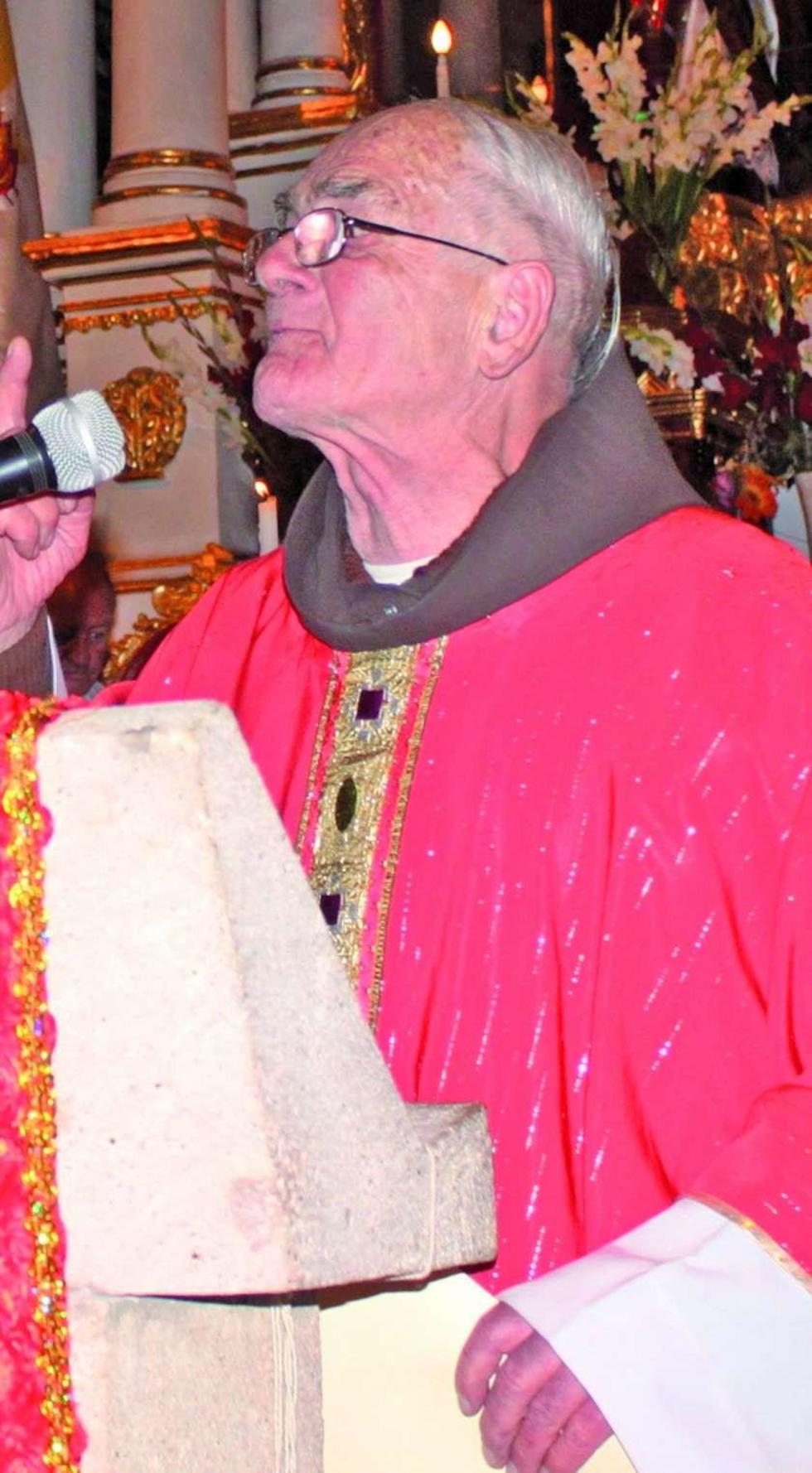 Fray Natalini se recupera del accidente que casi lo mata