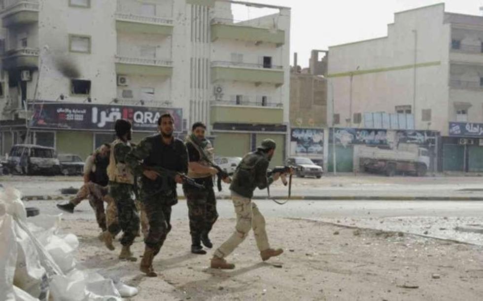 Fuerzas intentan tomar un bastión yemení de Al Qaeda