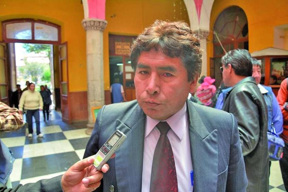 Severino Mamani niega acusaciones de maltrato a jugadores
