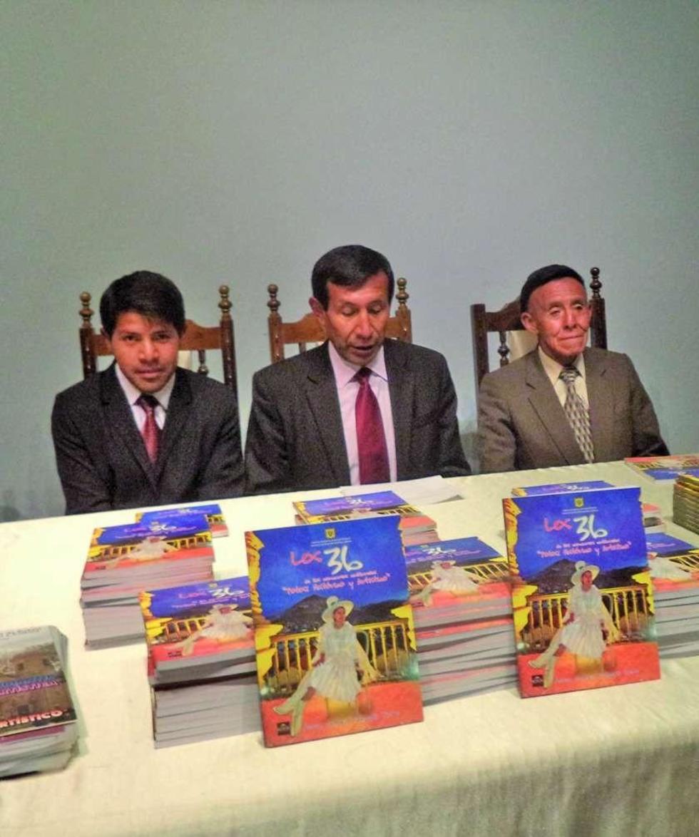 Presentan libro que resume resultados de concursos 