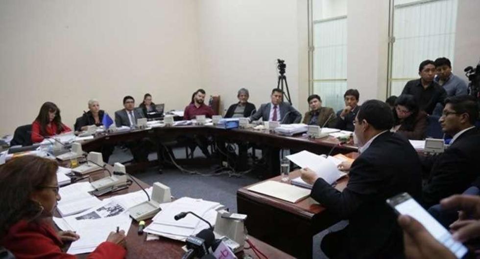 Fiscalía no halla aún vínculos de Zapata con los contratos de CAMC