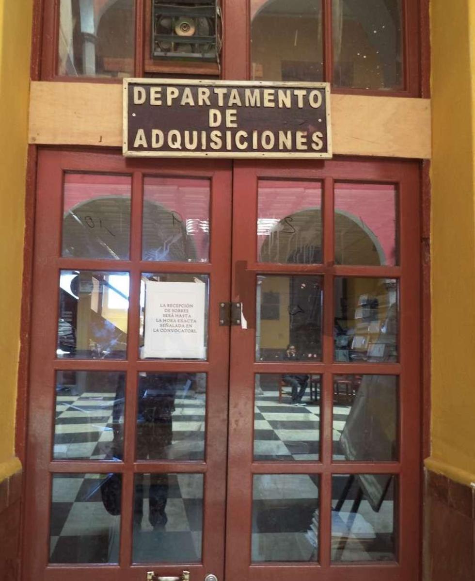 Funcionario pidió celular a nombre del alcalde