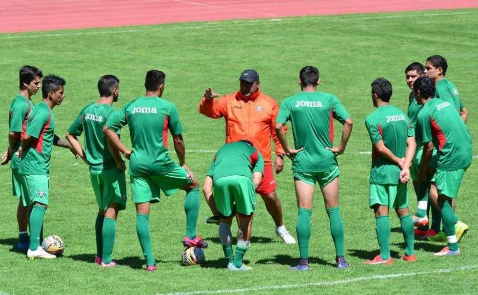 Wilster recibe a Ciclón con el objetivo de seguir como líder
