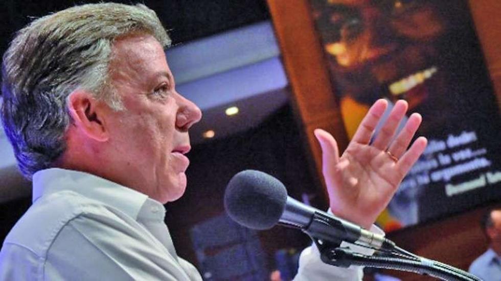 Pide no dejar que violencia intimide a los colombianos