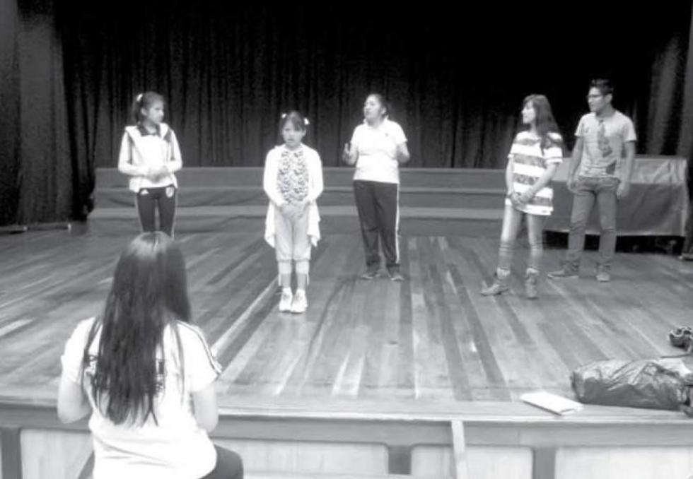 Academia Andares inicia actividades