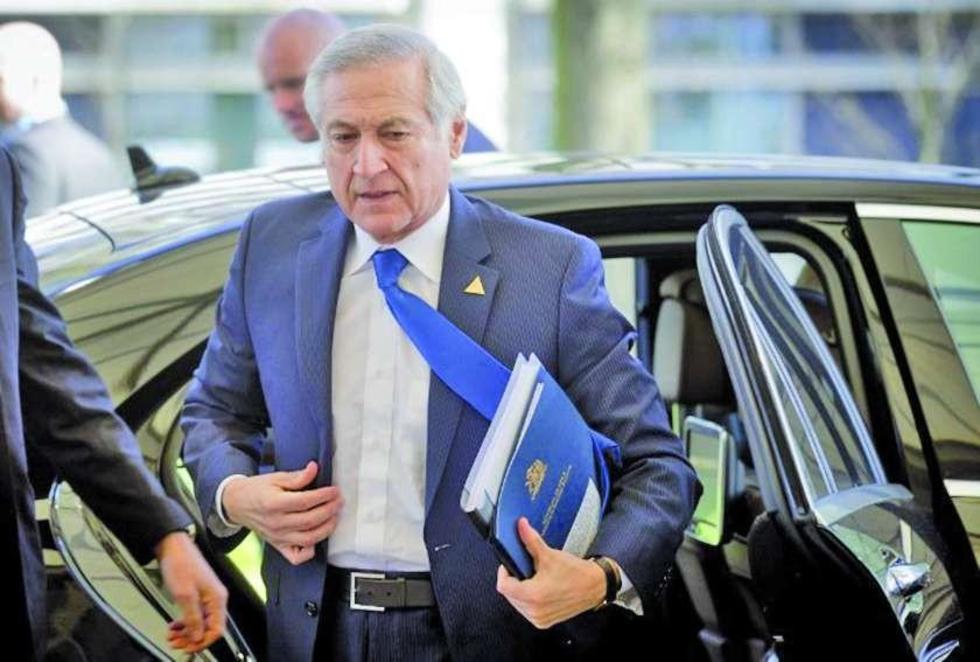 Muñoz afirma que no responder más las hostilidades de Morales