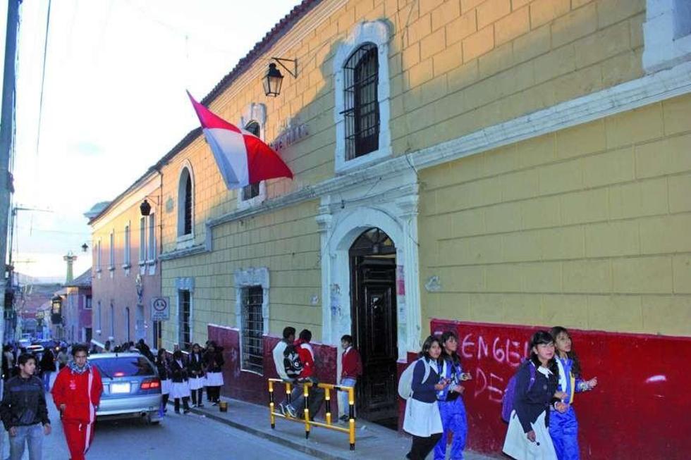Definen las  propuestas  para cuidar las escuelas 
