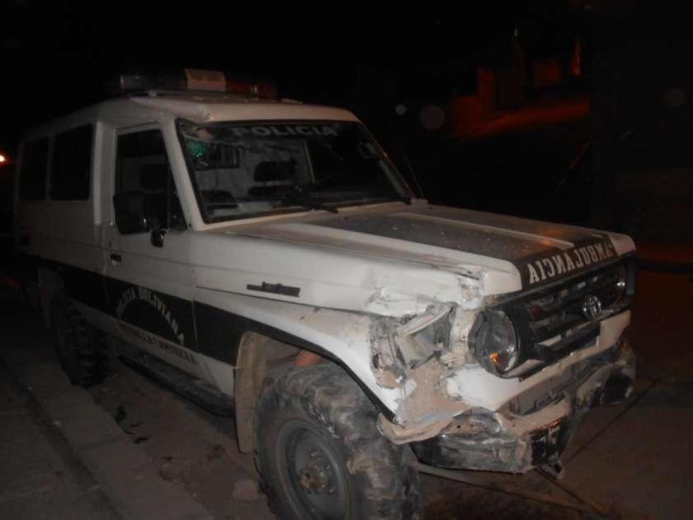 Investigan a un efectivo que ocasionó un accidente