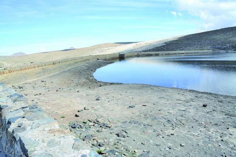 Concejales piden que Aapos informe plan de suministro