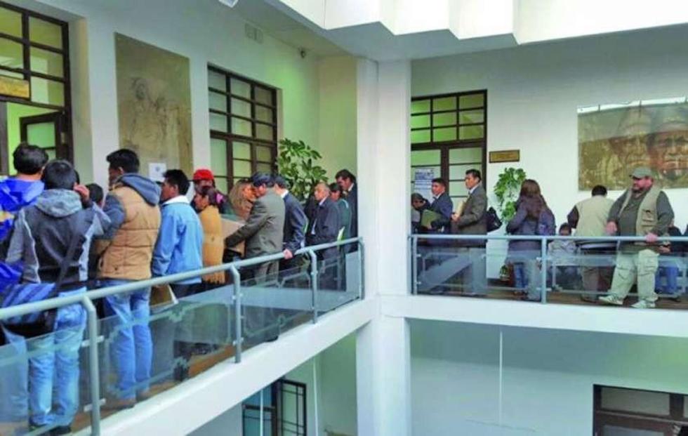De 163 aspirantes solo 26 están habilitados para la Defensoría