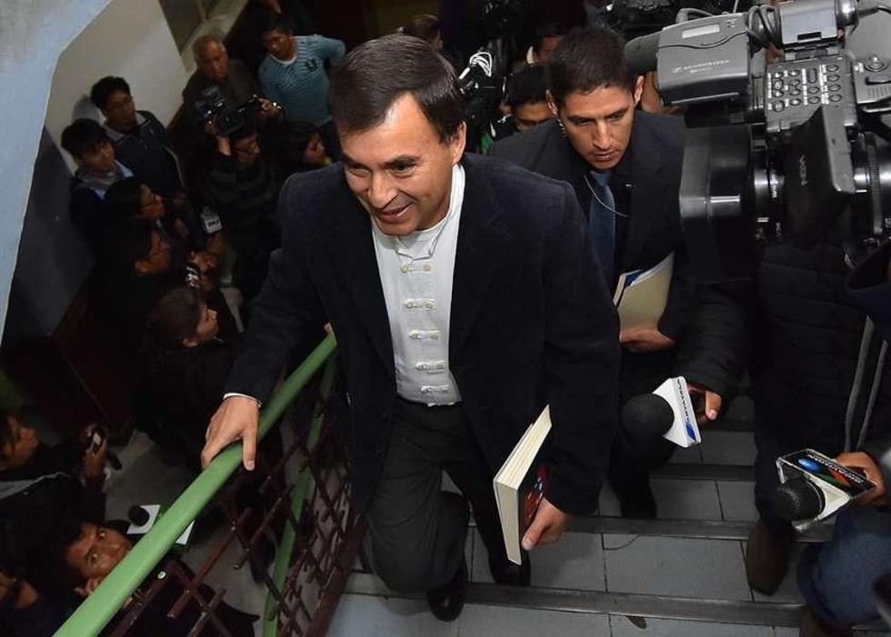 Quintana ordenó a ministerios usar recursos para el referendo