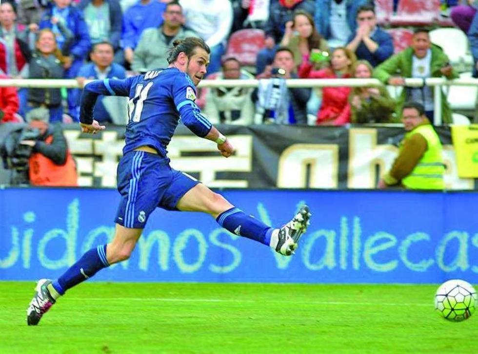 Gareth Bale ilumina al Real Madrid en Vallecas