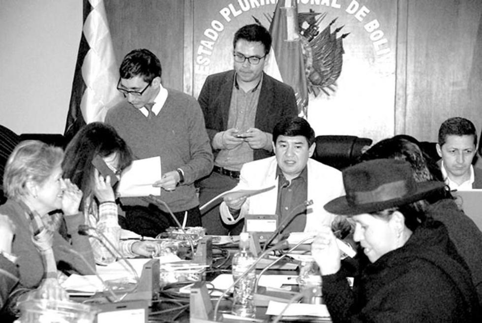 Cuatro potosinos postulan para Defensor del Pueblo