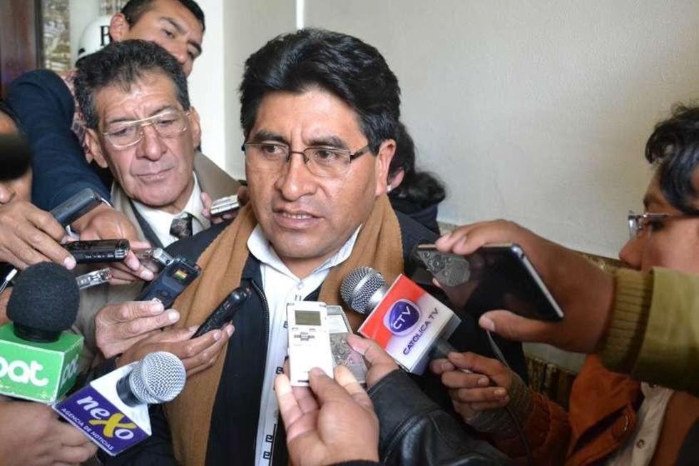 Gobierno prevé excluir a dirigentes de pagos del Fondo Indígena