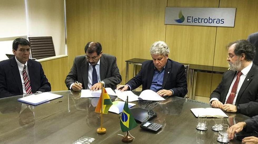 Bolivia firma acuerdo con Brasil para construir 2 hidroeléctricas