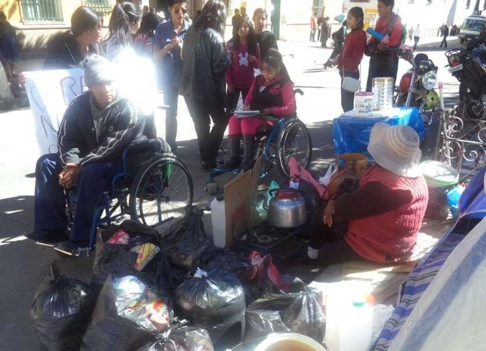 Estudiantes del Litoral se solidarizan con los discapacitados